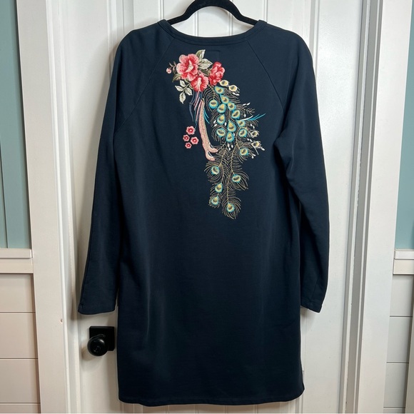 Driftwood Layla Navy Embroidered Peacock Floral Sweatshirt Dress. Size Large. - Picture 4 of 15